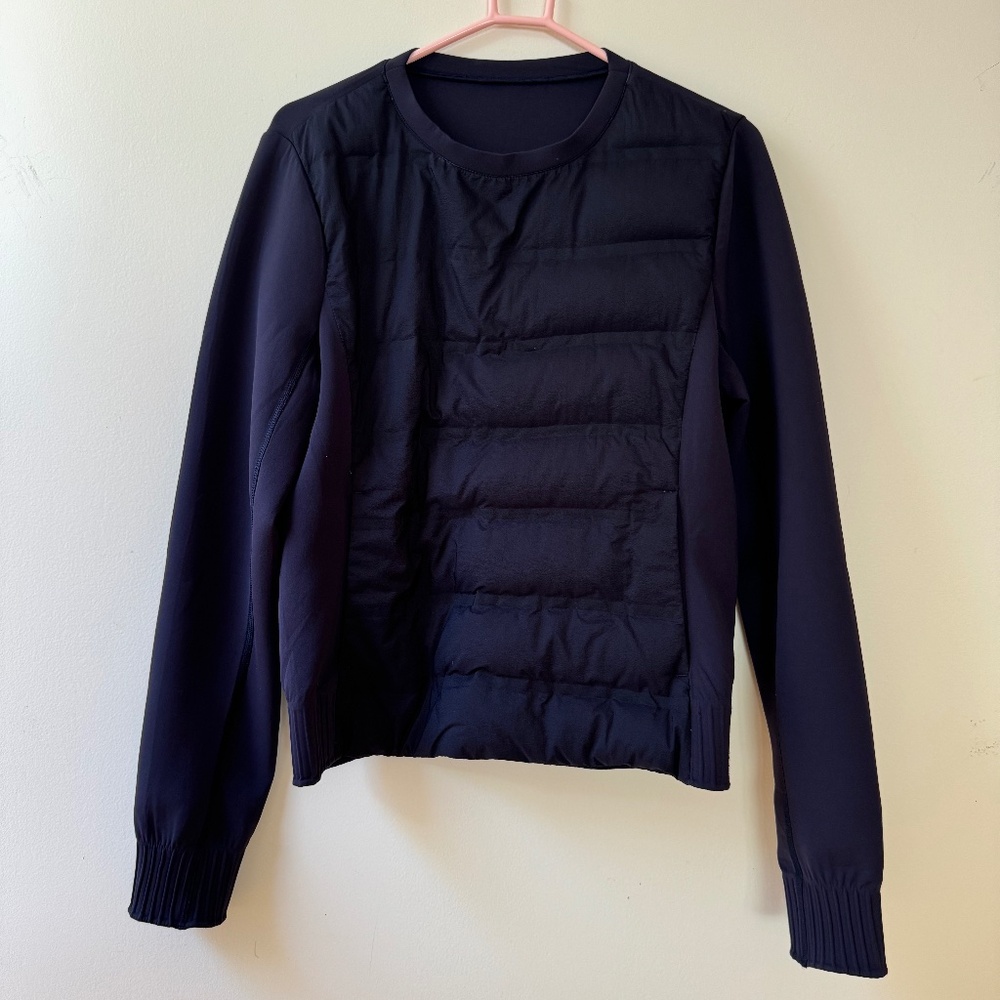 Lululemon Navy  'Down and Around'  Crewneck with Padded  Front Sz 4
